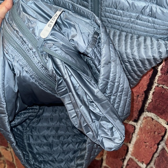 LL Bean Blue Quilted Nylon Ultralight Down Hooded Coat Size Smalll - Picture 15 of 16